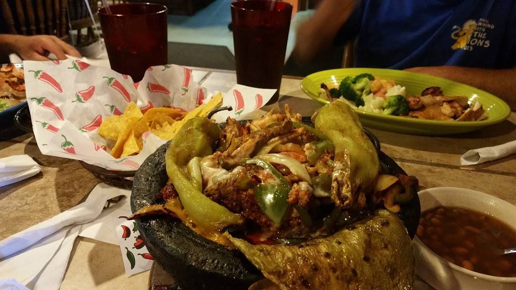 El Cielito Lindo | restaurant | 2077 Main St, Rochester, IN 46975, USA | 5742233501 OR +1 574-223-3501