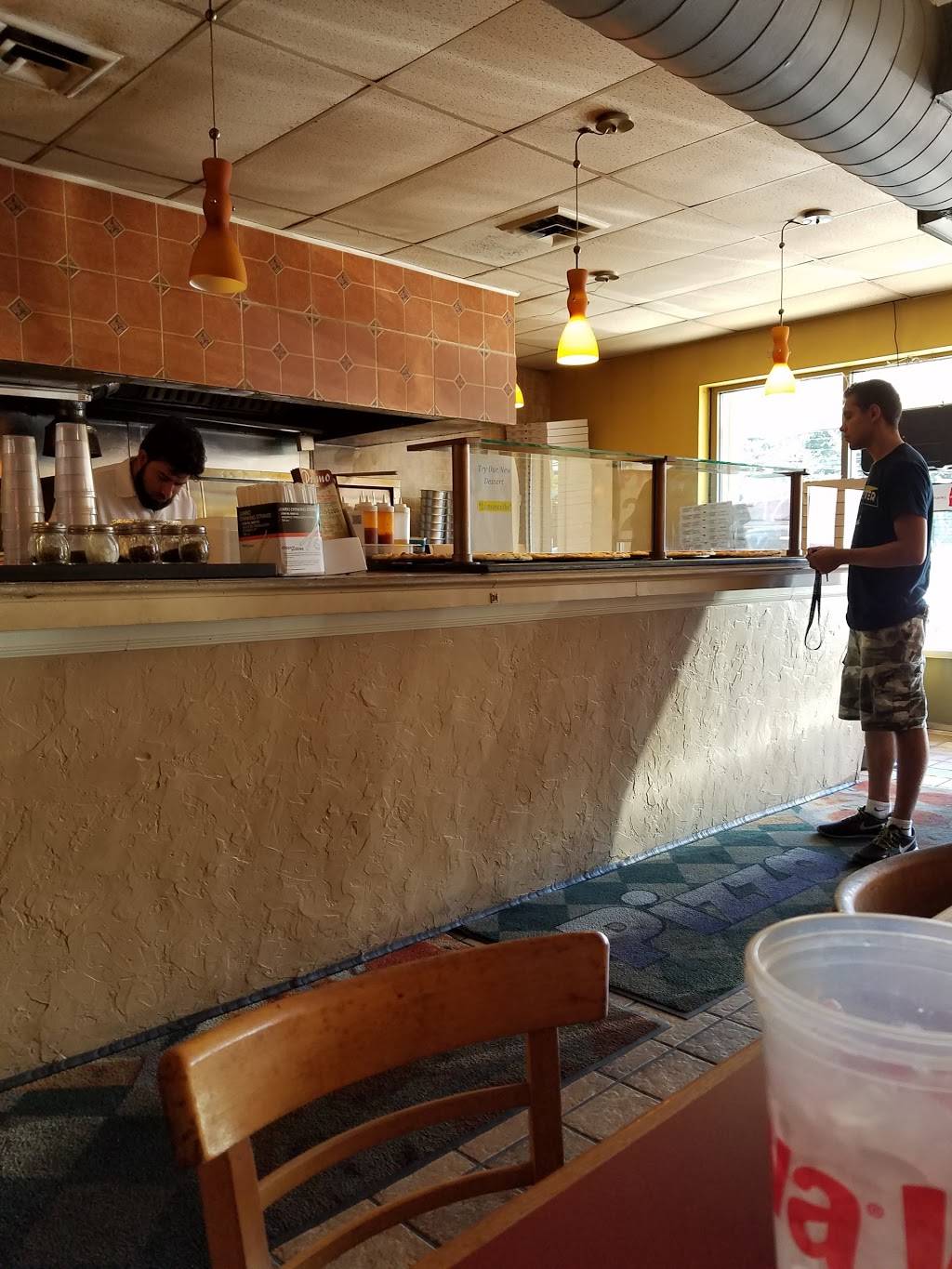 Primo Pizza & Grill | meal takeaway | 2431 W Emaus Ave, Allentown, PA 18103, USA | 6107090200 OR +1 610-709-0200