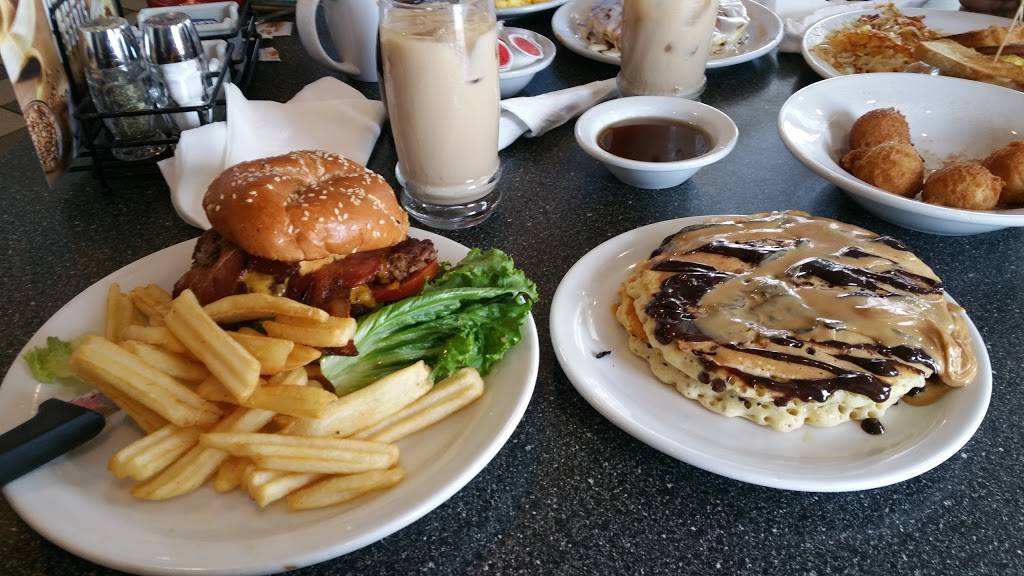 Dennys | restaurant | 6703, FM78, San Antonio, TX 78244, USA | 2106617993 OR +1 210-661-7993