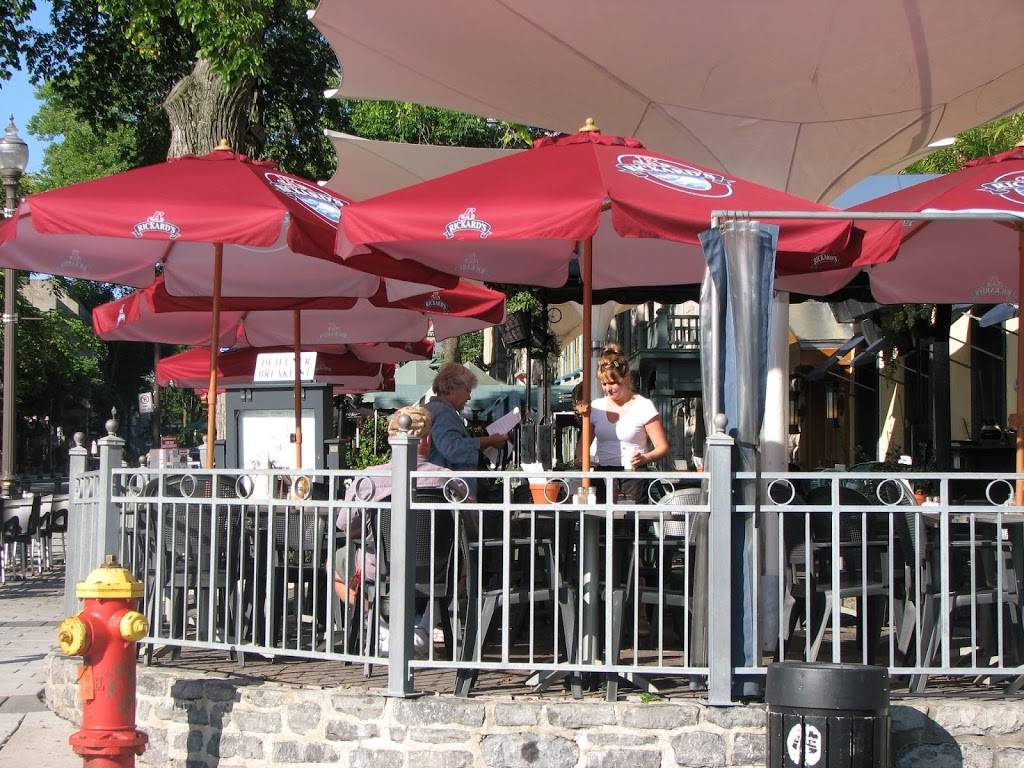 Restaurant Le Grand Café | restaurant | 690 Grande Allée E, Québec, QC G1R 2K5, Canada | 4185296237 OR +1 418-529-6237