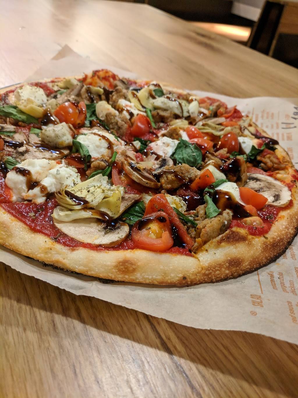 Blaze Pizza | meal takeaway | 10155 W McDowell Rd #103, Avondale, AZ 85392, USA | 6234556768 OR +1 623-455-6768