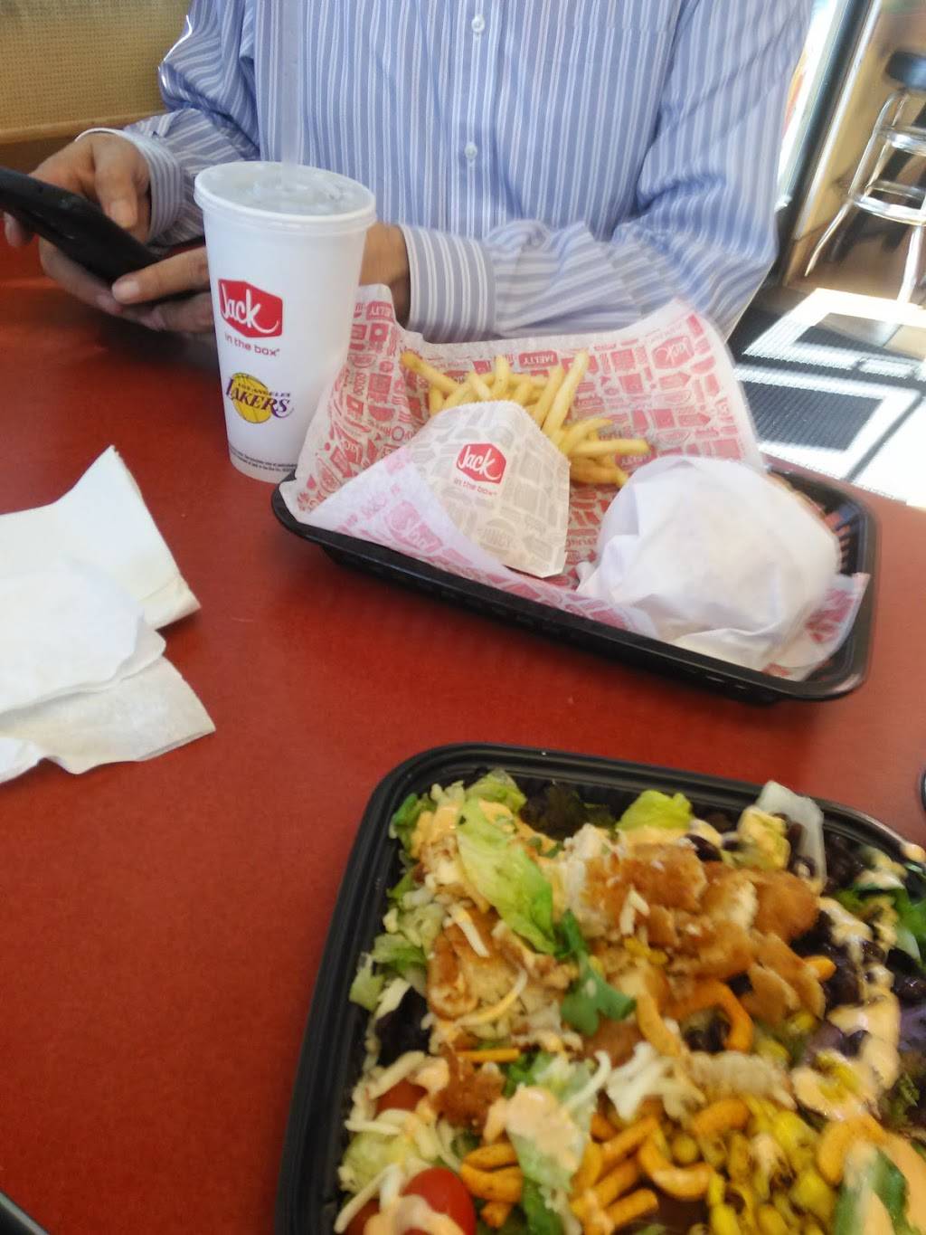 Jack in the Box | restaurant | 719 N Bristol St, Santa Ana, CA 92703, USA | 7148354610 OR +1 714-835-4610