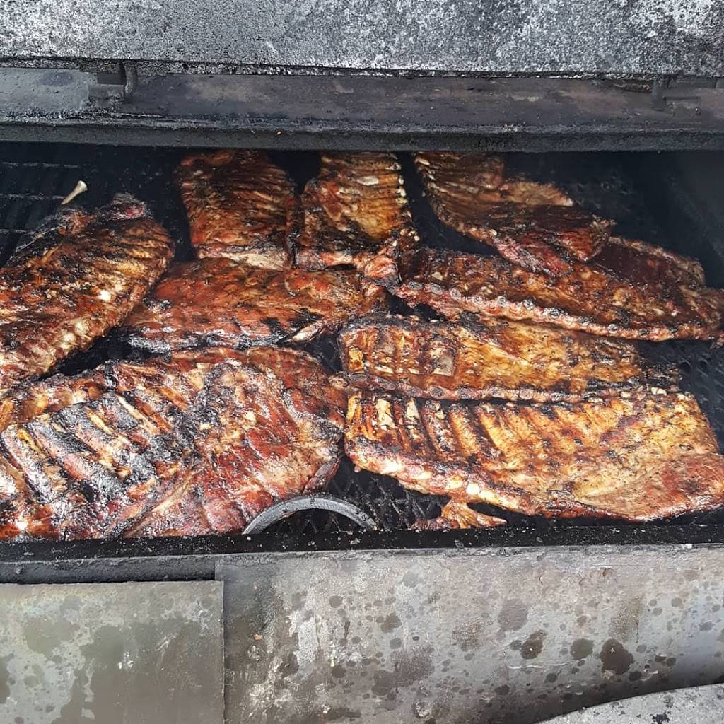 BJ&S BBQ | restaurant | 1518 University Ave, Knoxville, TN 37921, USA | 8655007043 OR +1 865-500-7043