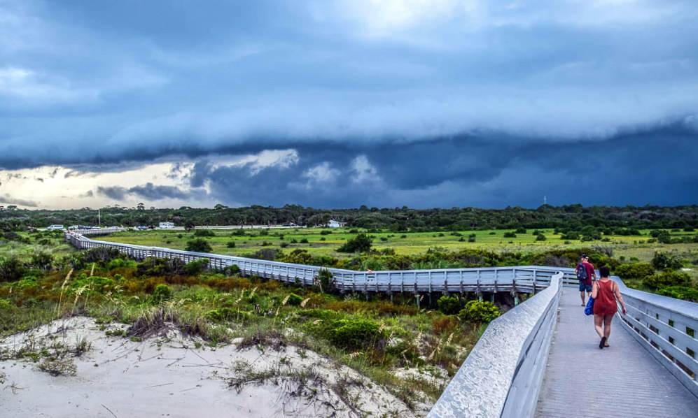 Island Beach Shop and Grill | restaurant | 1340 Florida A1A, St. Augustine, FL 32080, USA | 9044619322 OR +1 904-461-9322