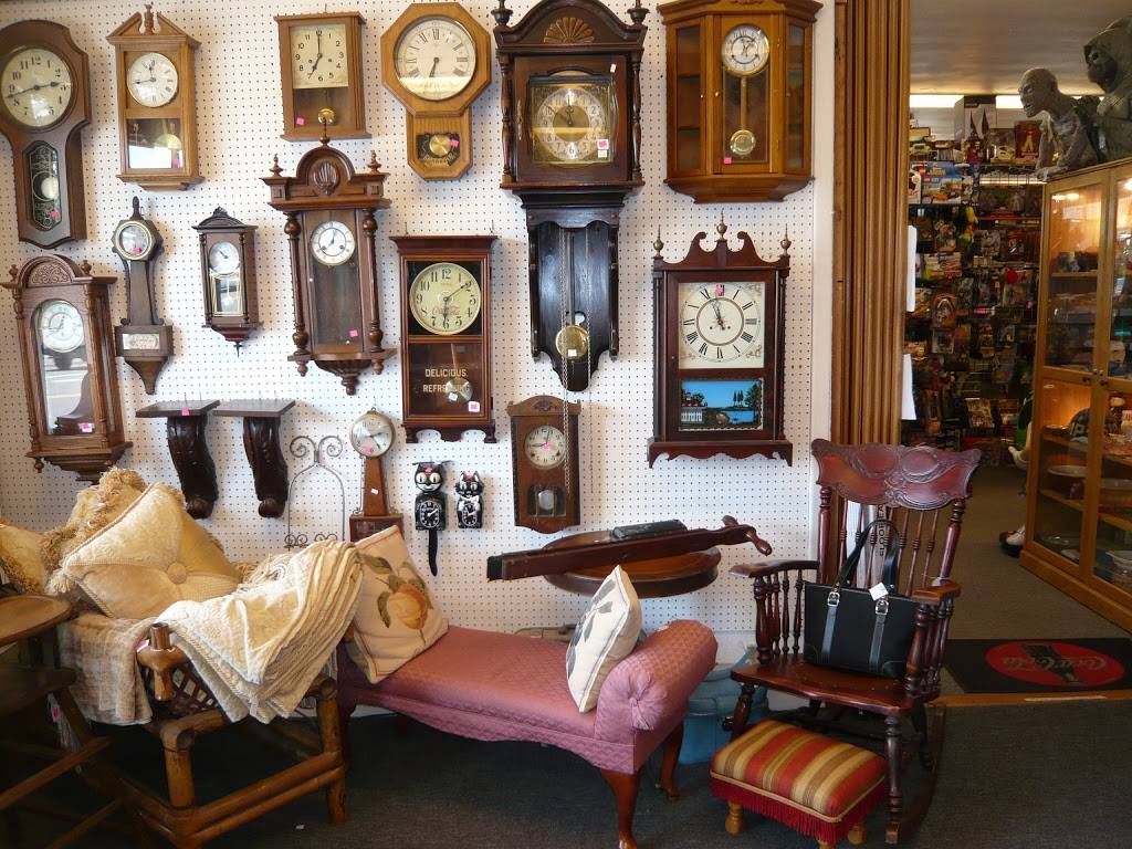 Main Street Collectors Mall & Soda Fountain | restaurant | 10909 SE Main St, Milwaukie, OR 97222, USA | 5036597632 OR +1 503-659-7632