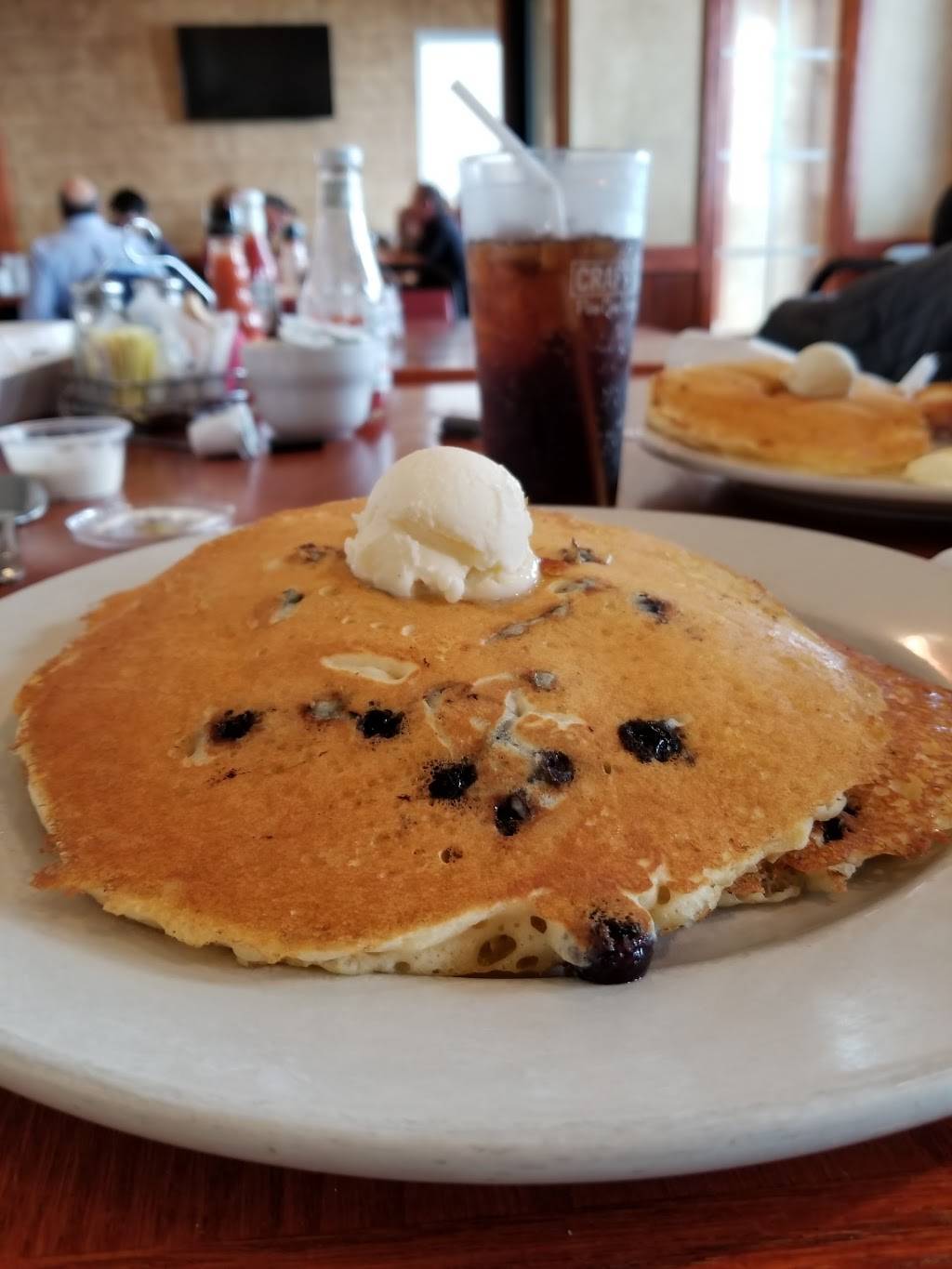 City Limits Restaurant | restaurant | 3038 McCartney Rd, Youngstown, OH 44505, USA | 3307464026 OR +1 330-746-4026