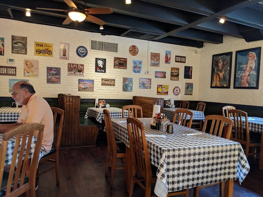 Big Toms Diner | restaurant | 1151 Havendale Blvd NW, Winter Haven, FL 33881, USA | 8638755557 OR +1 863-875-5557