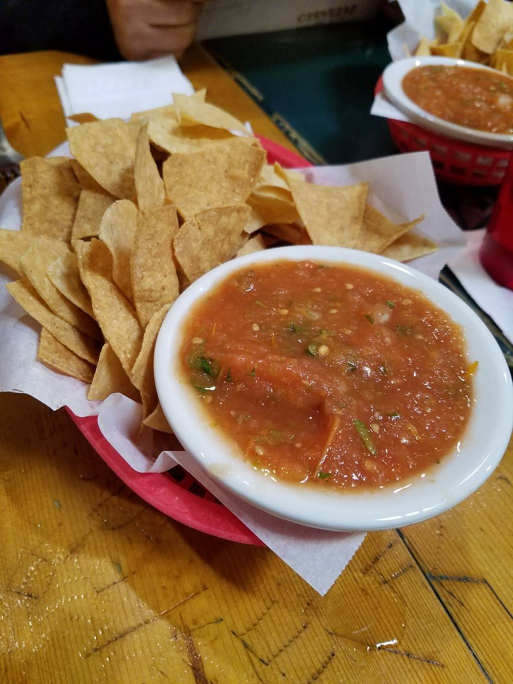 Taco Beach - Pine Ave. | restaurant | 211 Pine Ave, Long Beach, CA 90802, USA | 5629831337 OR +1 562-983-1337