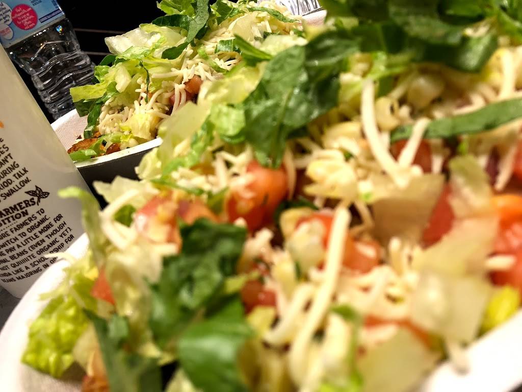 Chipotle Mexican Grill | restaurant | 212 S Grand Blvd, St. Louis, MO 63103, USA | 3143429919 OR +1 314-342-9919