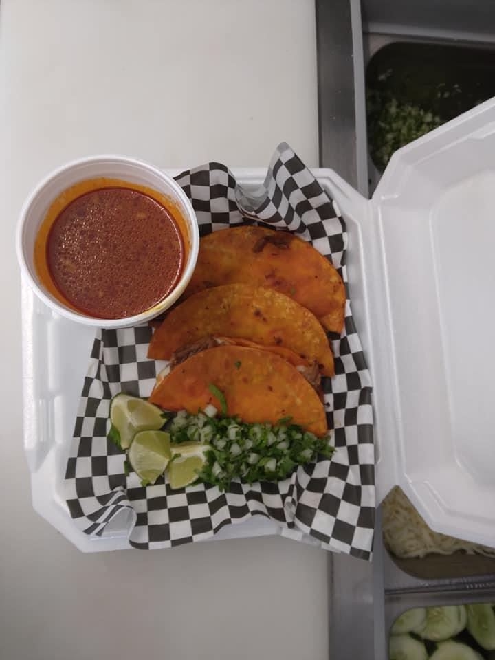 Twins Tacos | meal takeaway | 1000 W Broad St, Columbus, OH 43222, USA | 6144393627 OR +1 614-439-3627