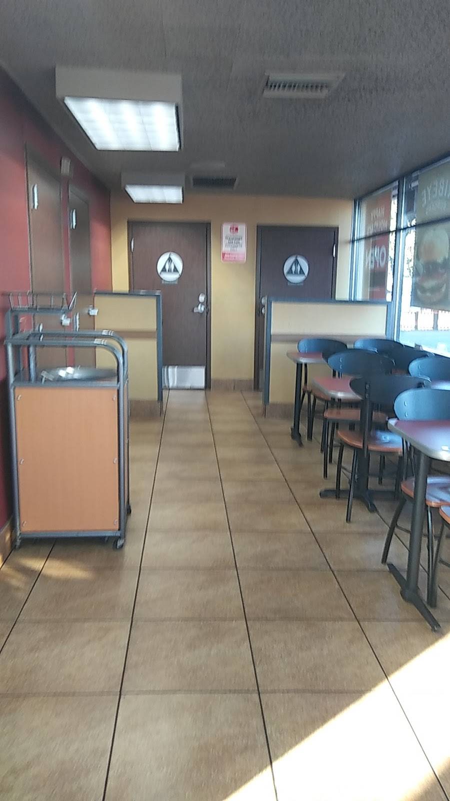 Jack in the Box | restaurant | 115 N Central Ave, Compton, CA 90220, USA | 3106038728 OR +1 310-603-8728