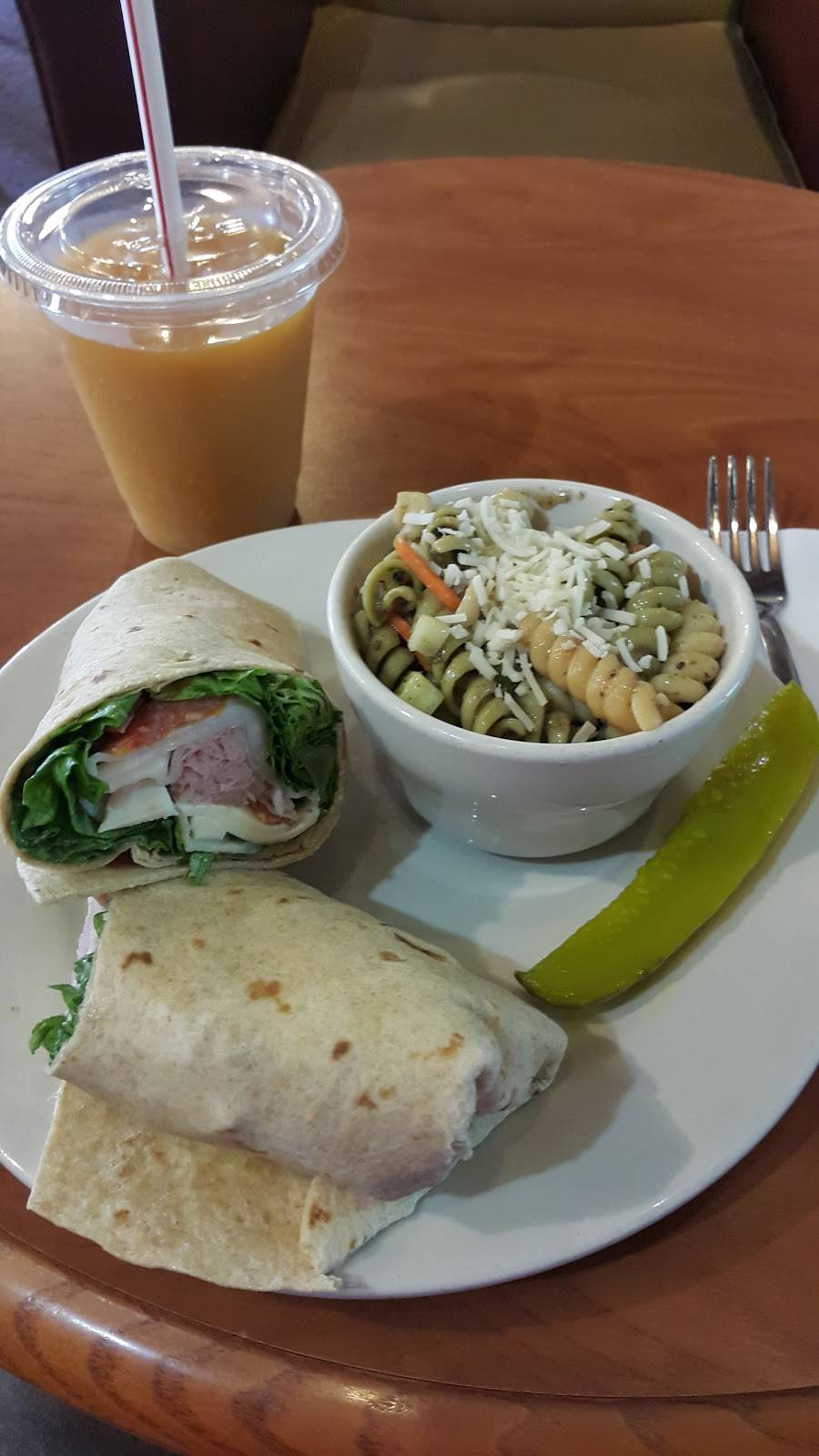 Cafe Royal | cafe | 1451 S Memorial Dr, New Castle, IN 47362, USA | 7655930454 OR +1 765-593-0454