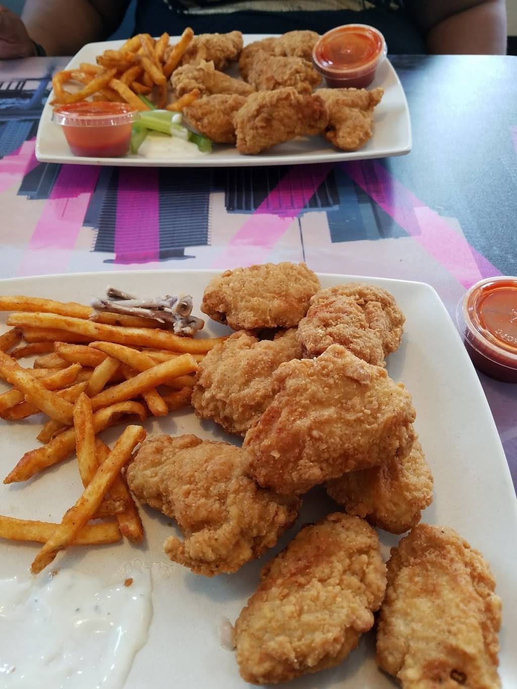 Miami Grill | restaurant | 9575 N Regency Square Blvd, Jacksonville, FL 32225, USA | 9043797969 OR +1 904-379-7969