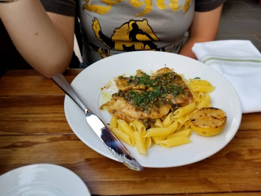 VIVO Italian Kitchen | restaurant | 100 Universal City Plaza, Los Angeles, CA 90068, USA | 8186220424 OR +1 818-622-0424