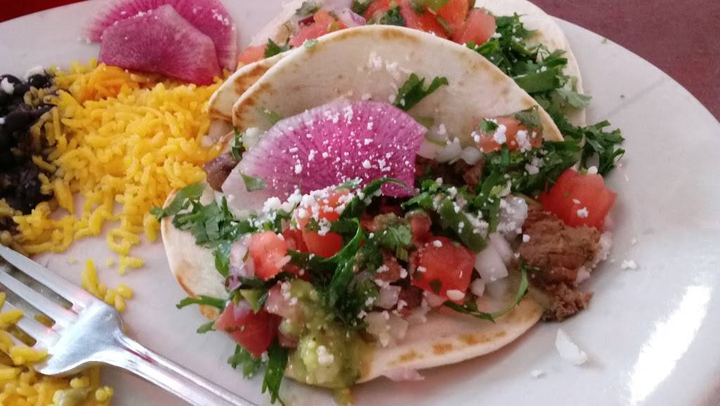 Café Corazón | restaurant | 3129 N Bremen St, Milwaukee, WI 53212, USA | 4148103941 OR +1 414-810-3941