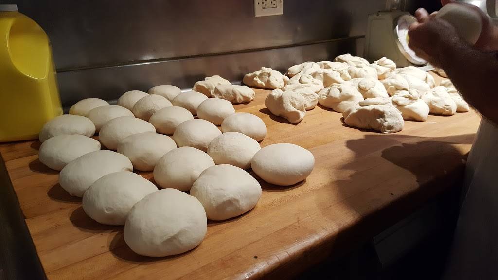 Village Pizzeria | meal delivery | 1 Clement St, San Francisco, CA 94118, USA | 4152374614 OR +1 415-237-4614