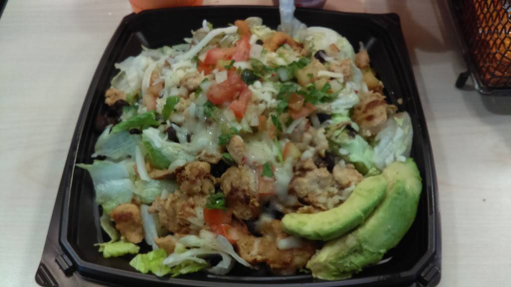 Del Taco | meal takeaway | 24909 Pico Canyon Rd, Stevenson Ranch, CA 91381, USA | 6612556098 OR +1 661-255-6098