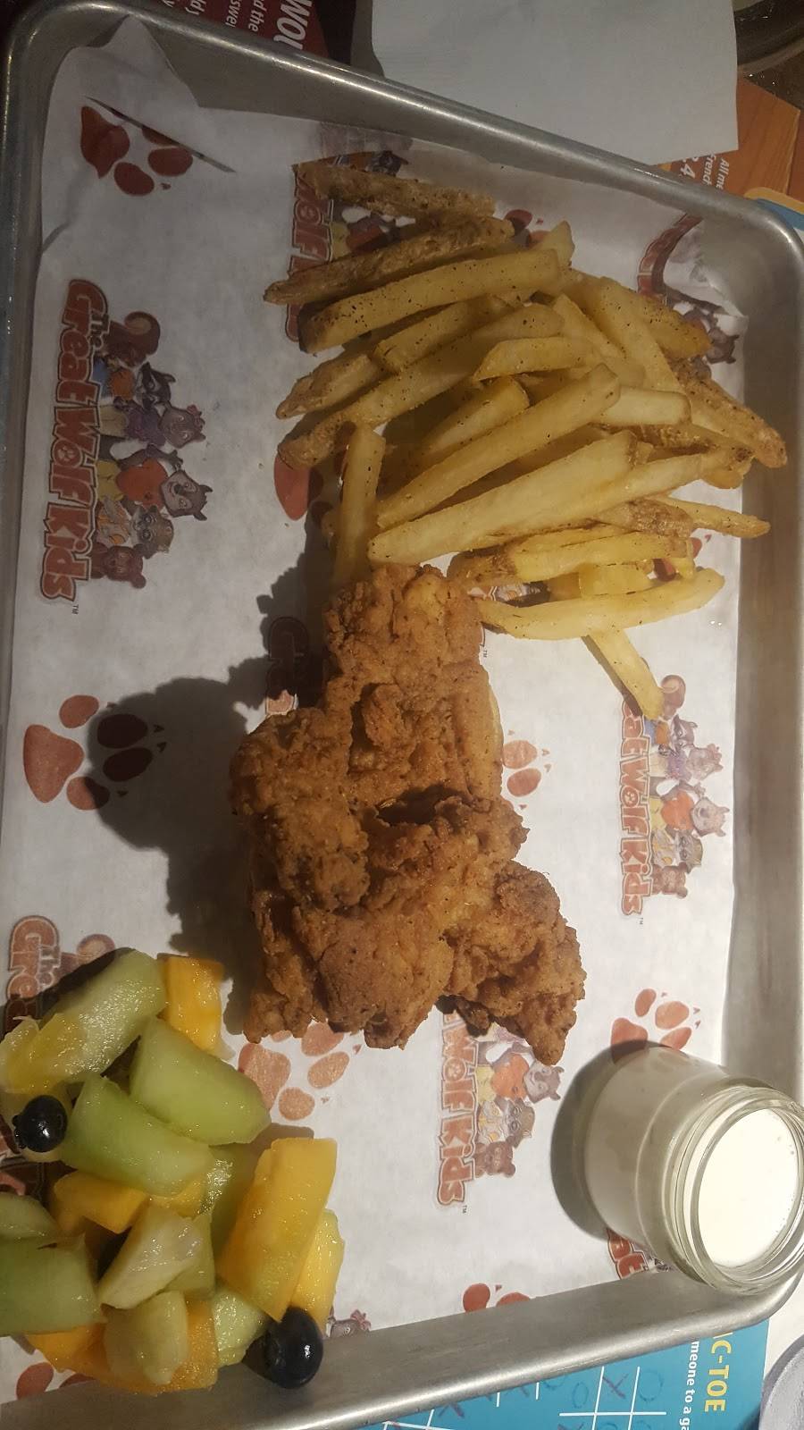 Camp Critter Bar & Grill | restaurant | 3575 US-31, Traverse City, MI 49684, USA | 2319413600 OR +1 231-941-3600