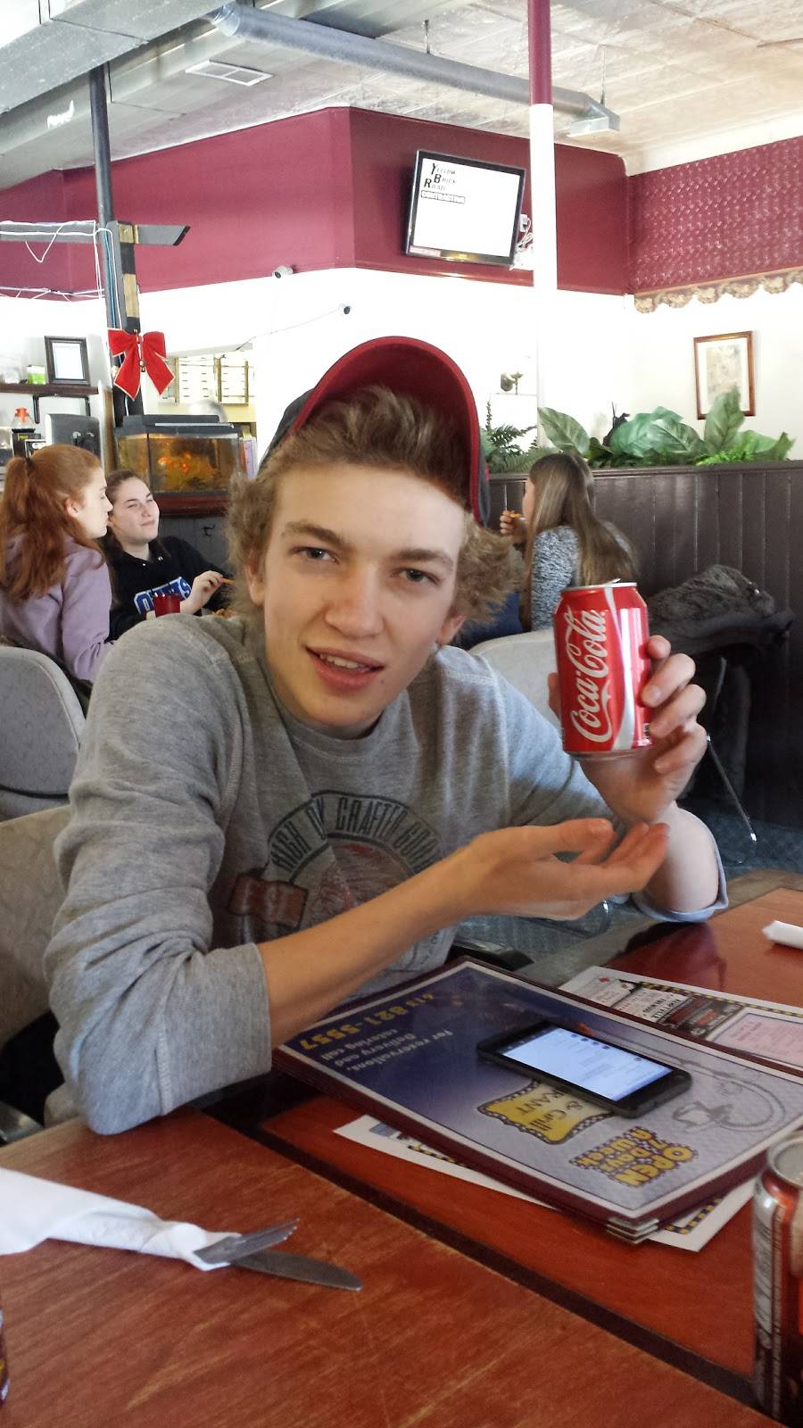 Main Street Grill & Pizzeria | restaurant | 8210 Victoria St, Metcalfe, ON K0A 2P0, Canada | 6138215557 OR +1 613-821-5557