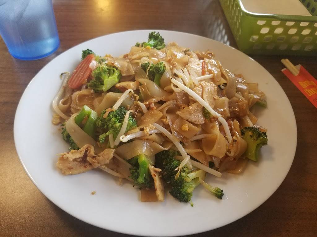 Pollys Thai Kitchen | restaurant | 402 SW Sheridan Rd, Lawton, OK 73505, USA | 5806998082 OR +1 580-699-8082