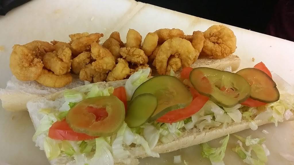 Buddys Kitchen | meal takeaway | located right behind jiggers bar, 1645 Veterans Memorial Blvd #c, Metairie, LA 70005, USA | 5048346315 OR +1 504-834-6315