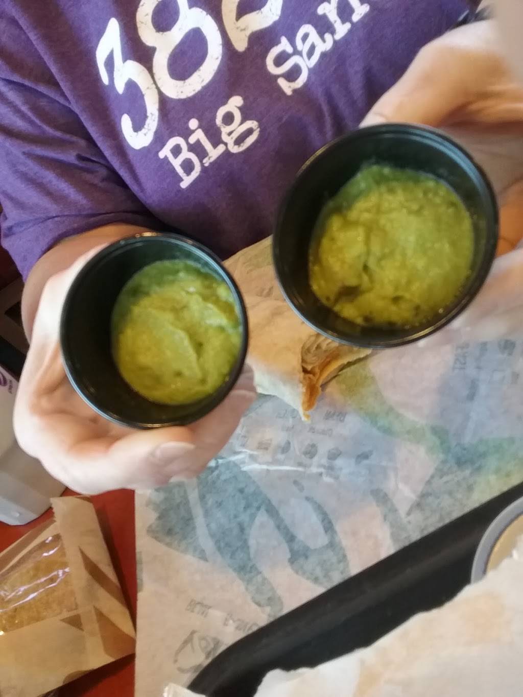 Taco Bell | restaurant | 138 US-641, Camden, TN 38320, USA | 7315842646 OR +1 731-584-2646