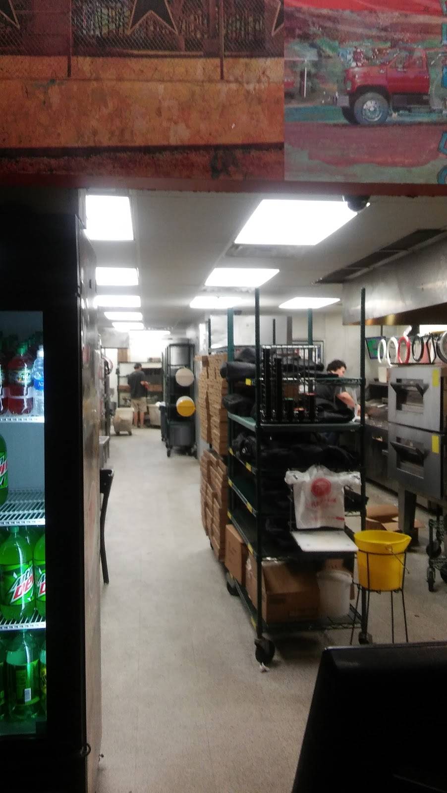 Pizza Hut | restaurant | 146 Walnut Ln, Travelers Rest, SC 29690, USA | 8648344790 OR +1 864-834-4790