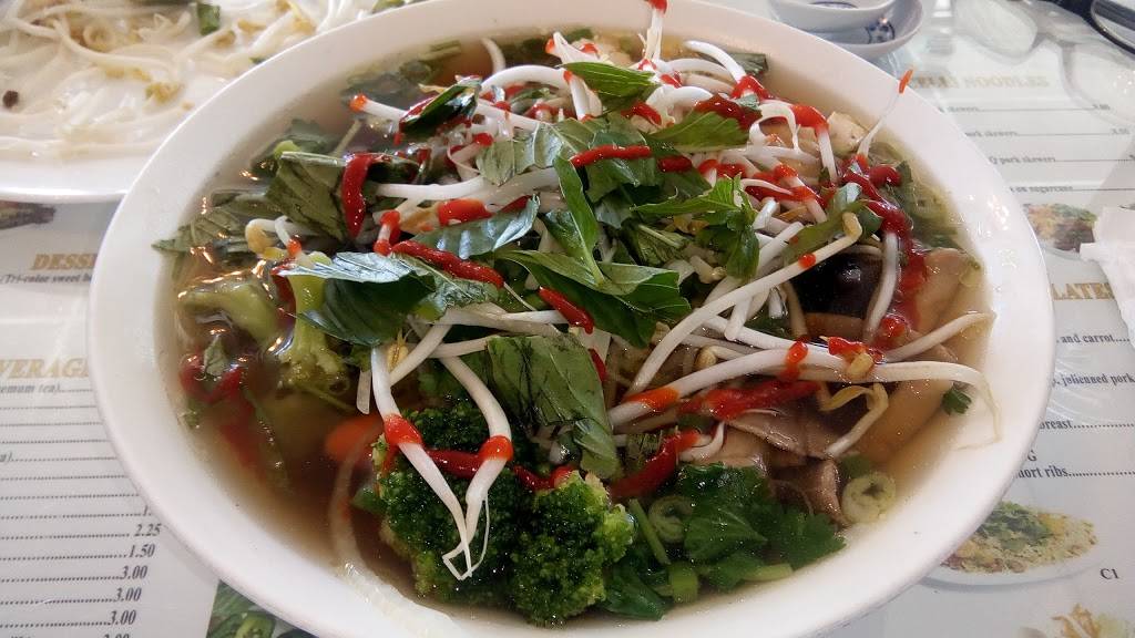 Pho Asia Noodle House | restaurant | 607 SE Everett Mall Way # 11, Everett, WA 98208, USA | 4253483646 OR +1 425-348-3646