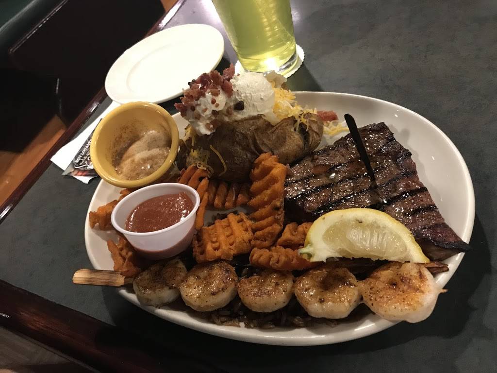 Legends of Shelbyville | restaurant | 1609 N Main St, Shelbyville, TN 37160, USA | 9316807473 OR +1 931-680-7473