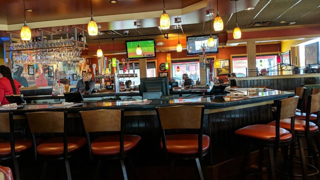 Applebees Grill + Bar | restaurant | 922 S 4th Ave, Brighton, CO 80601, USA | 7206851095 OR +1 720-685-1095