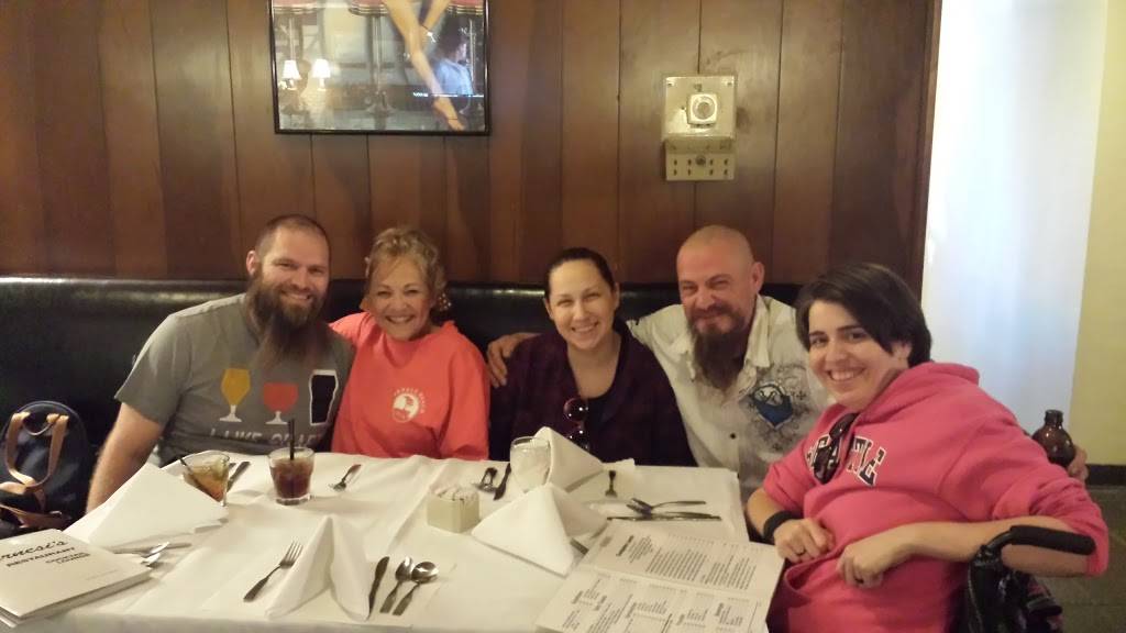 Farnesis Restaurant & Cocktail | restaurant | 2085 W Kennedy St, Madera, CA 93637, USA | 5596739164 OR +1 559-673-9164