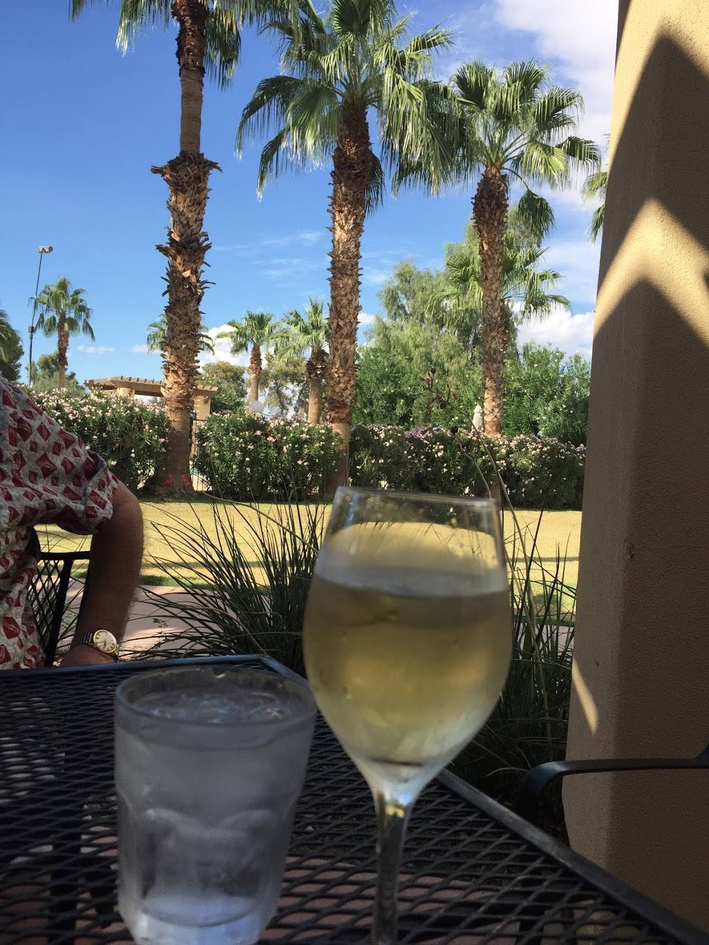 Legends Resturant | restaurant | 12684 W Gila Bend Hwy, Casa Grande, AZ 85193, USA | 8555161090 OR +1 855-516-1090