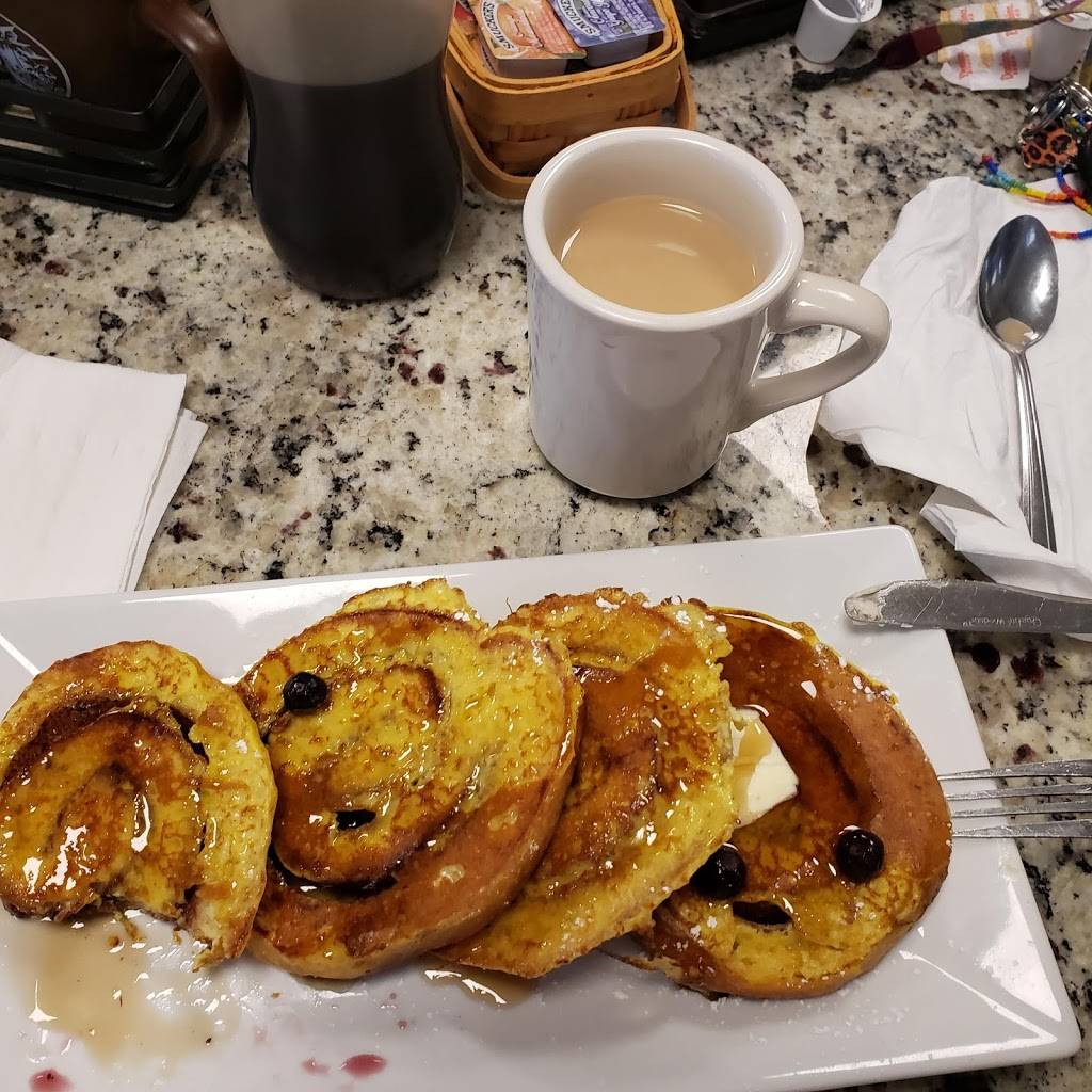 Benedicts | restaurant | 7048 Park Blvd N, Pinellas Park, FL 33781, USA | 7275454929 OR +1 727-545-4929