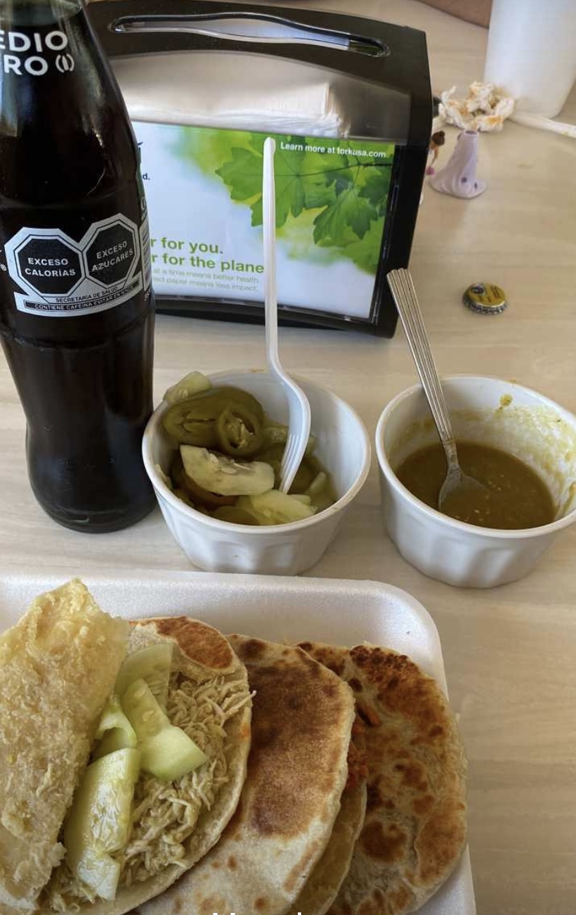 Gorditas “kika” | restaurant | 2734 E Grant St, Roma, TX 78584, USA | 9562633505 OR +1 956-263-3505