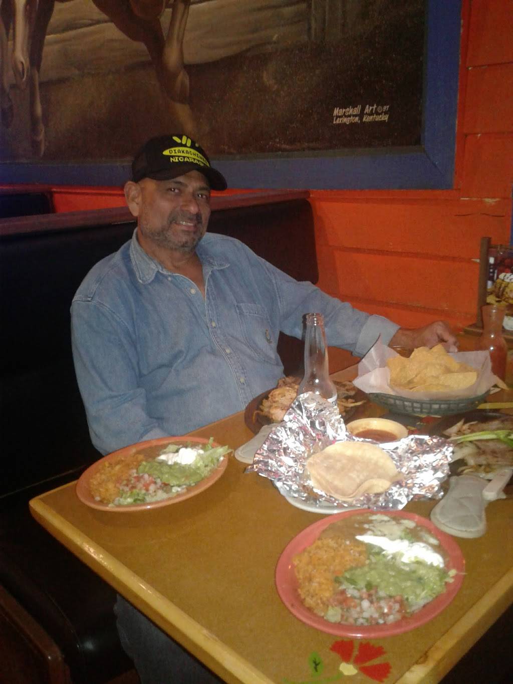 La Hacienda De Leon | restaurant | 5131 Lapalco Blvd, Marrero, LA 70072, USA | 5043098057 OR +1 504-309-8057