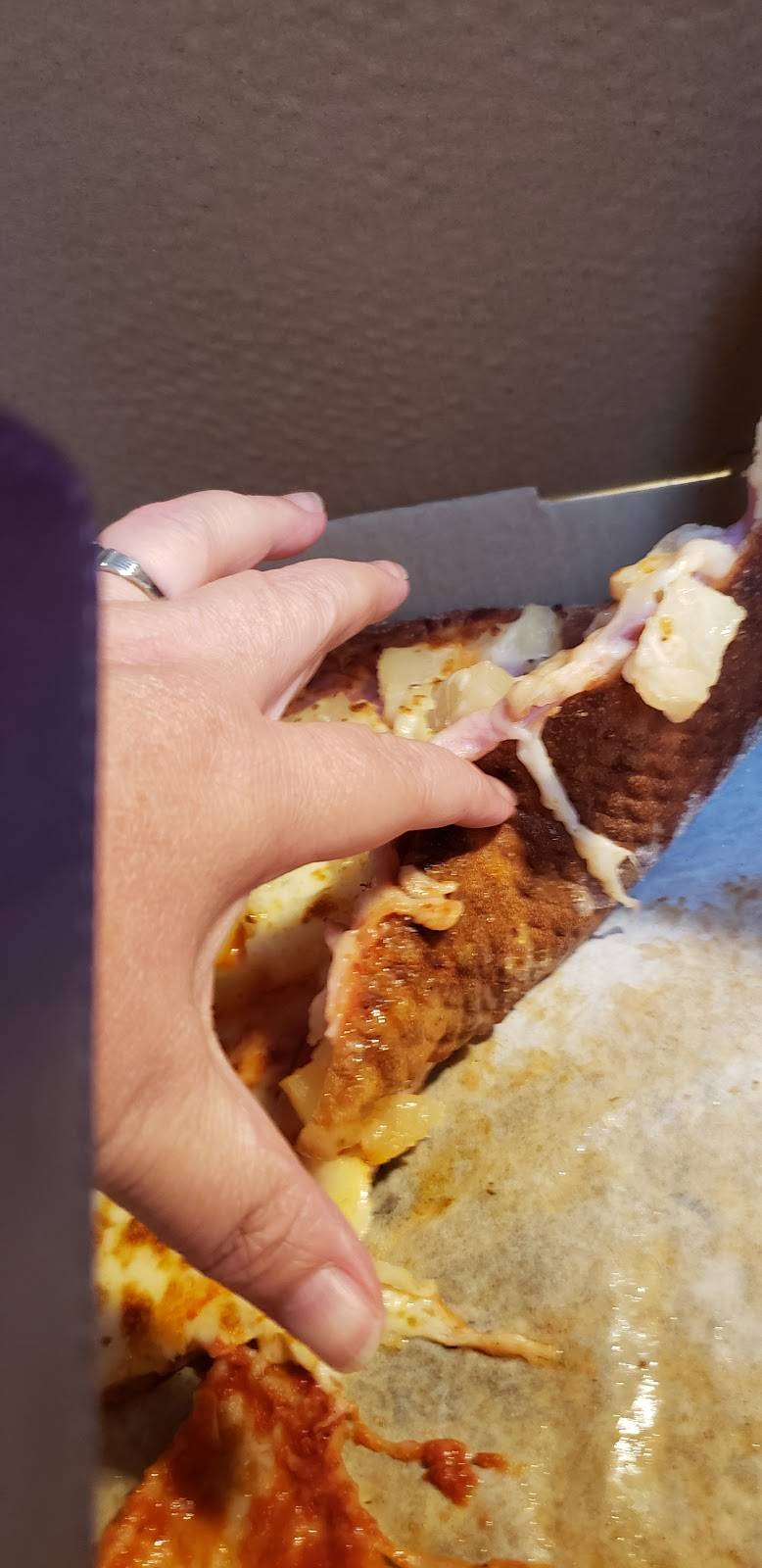 Southpaws Pizza Eugene | restaurant | 4261 Barger Dr, Eugene, OR 97402, USA | 5413591200 OR +1 541-359-1200