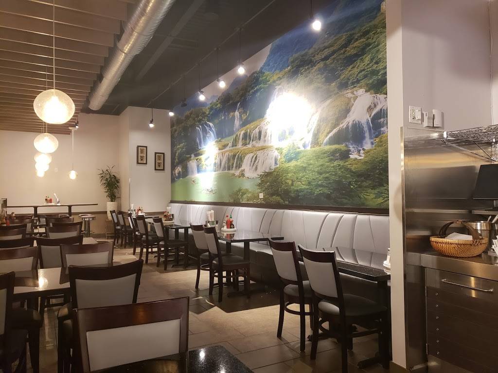 Mr. Pho | restaurant | 8156 S Tryon St, Charlotte, NC 28273, USA | 7049994392 OR +1 704-999-4392