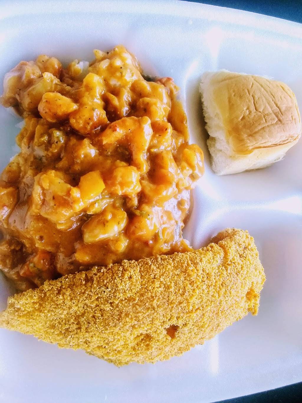 The Food Shack | restaurant | 5841 W Gulf Bank Rd, Houston, TX 77088, USA | 8323280246 OR +1 832-328-0246