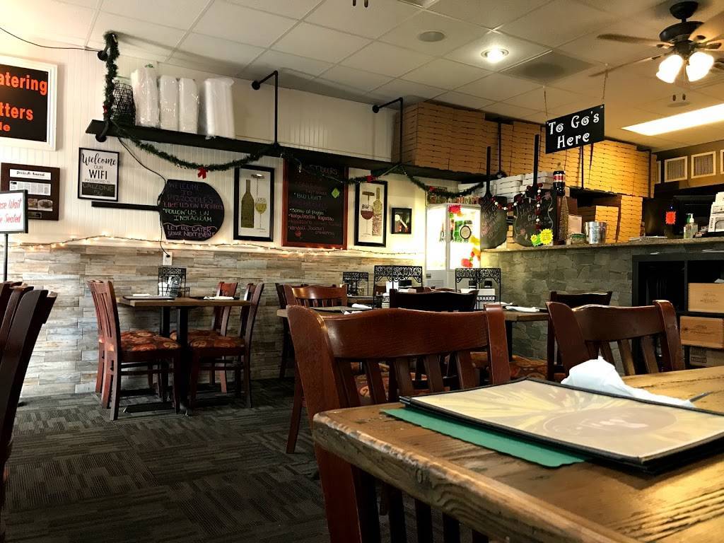 Pizzoodles | restaurant | 56 Royal Palm Pointe, Vero Beach, FL 32960, USA | 7725674160 OR +1 772-567-4160