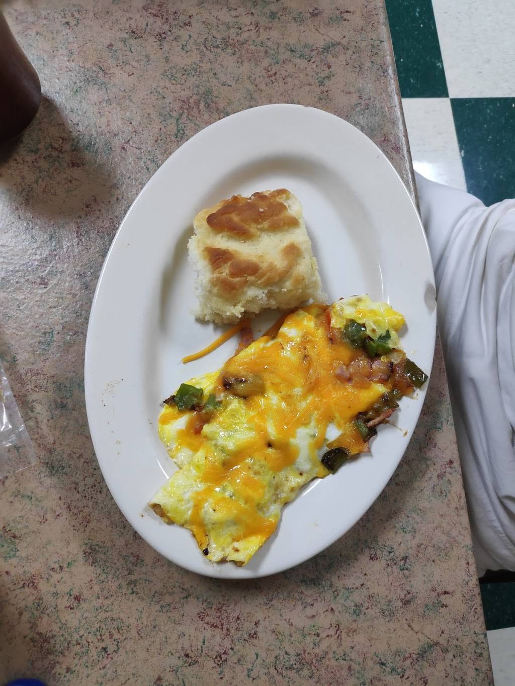 The Landing | restaurant | 868 Seamons Rd, Rock Island, TN 38581, USA | 9316862603 OR +1 931-686-2603