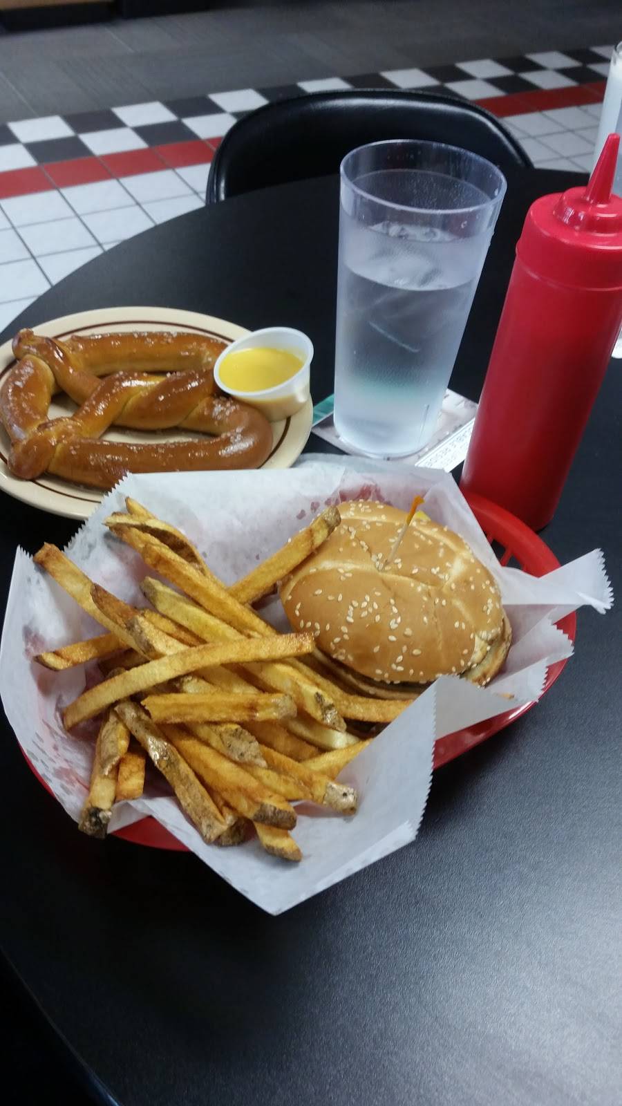 Taste Of Times Square | restaurant | Downtown YMCA, 402 N Market St, Wichita, KS 67202, USA | 3162016600 OR +1 316-201-6600