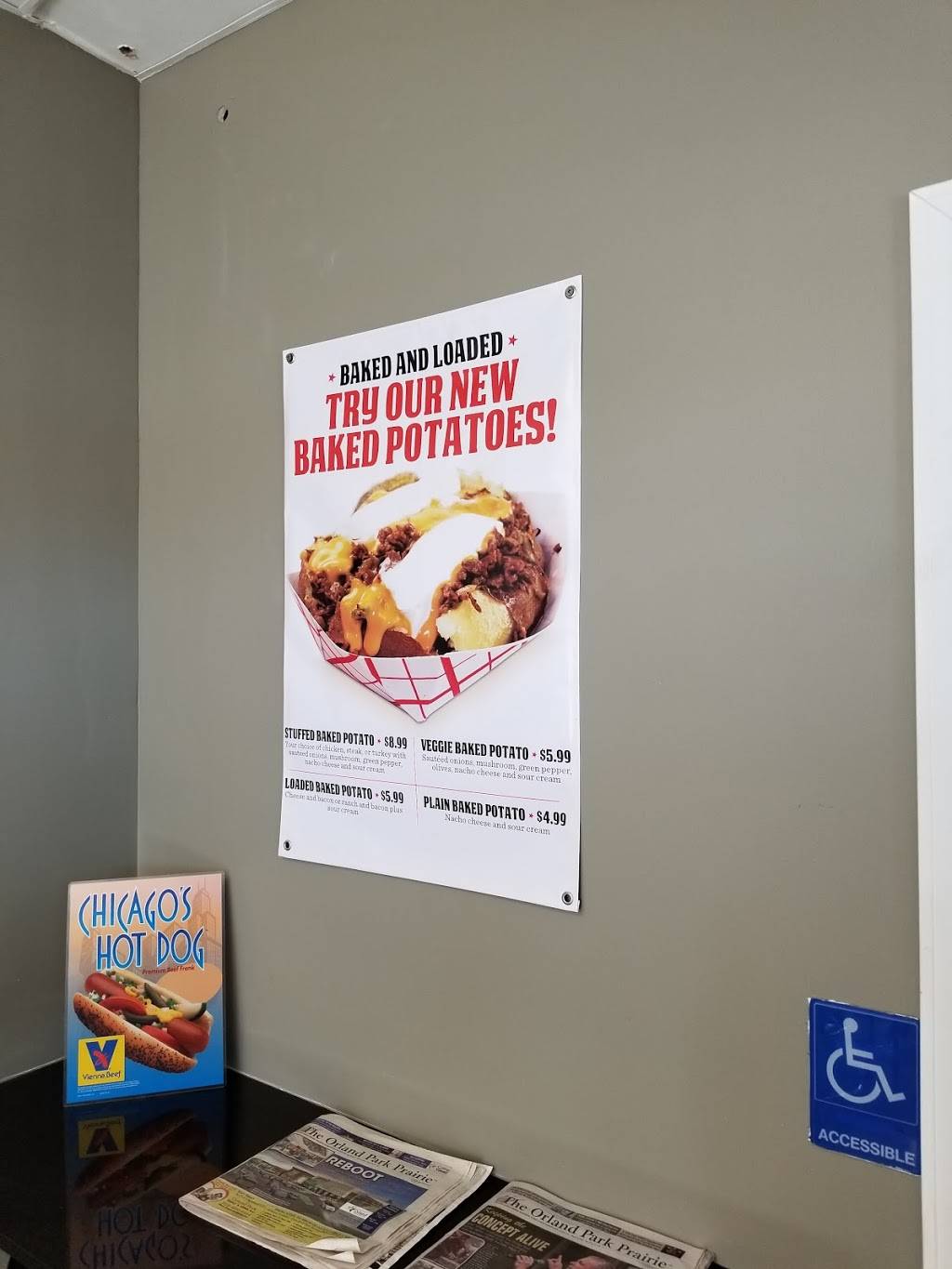 Emilios Philly Cheesesteak | restaurant | 14600 South La Grange Road, Orland Park, IL 60462, USA | 7089664648 OR +1 708-966-4648