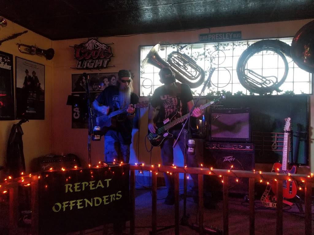 Grand Avenue Bar & Grill | restaurant | 101 Grand Ave, Barneston, NE 68309, USA | 4026749902 OR +1 402-674-9902