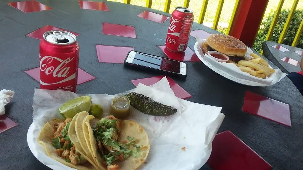 La Colmena | restaurant | 10050 Veterans Memorial Dr, Houston, TX 77038, USA | 2819315777 OR +1 281-931-5777