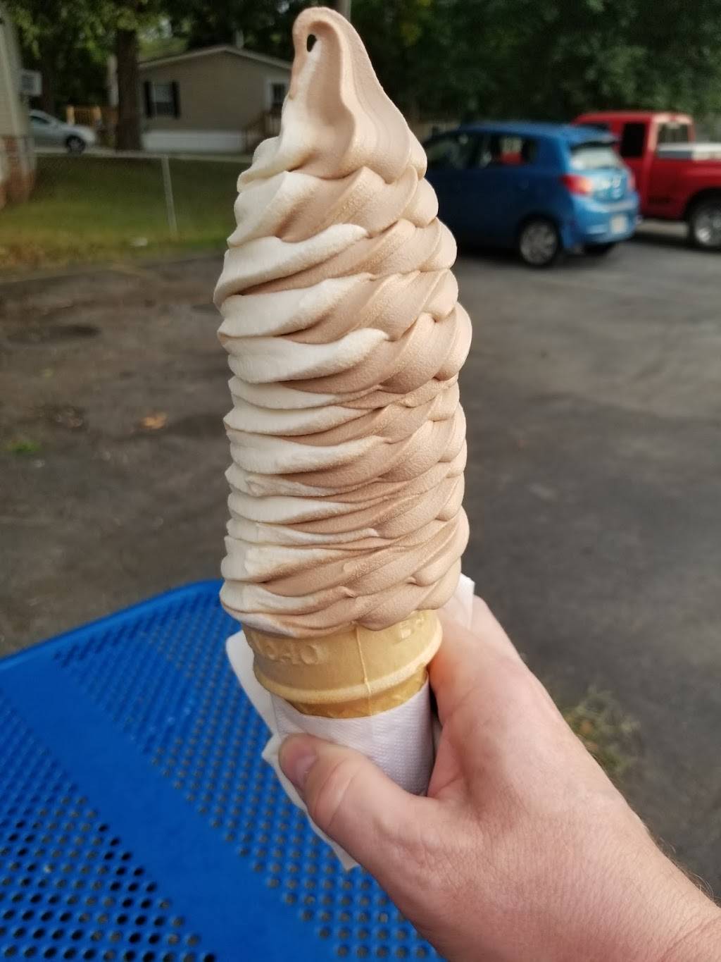 Tasty Dip | restaurant | 1278 Ross St, Heflin, AL 36264, USA | 2564637621 OR +1 256-463-7621