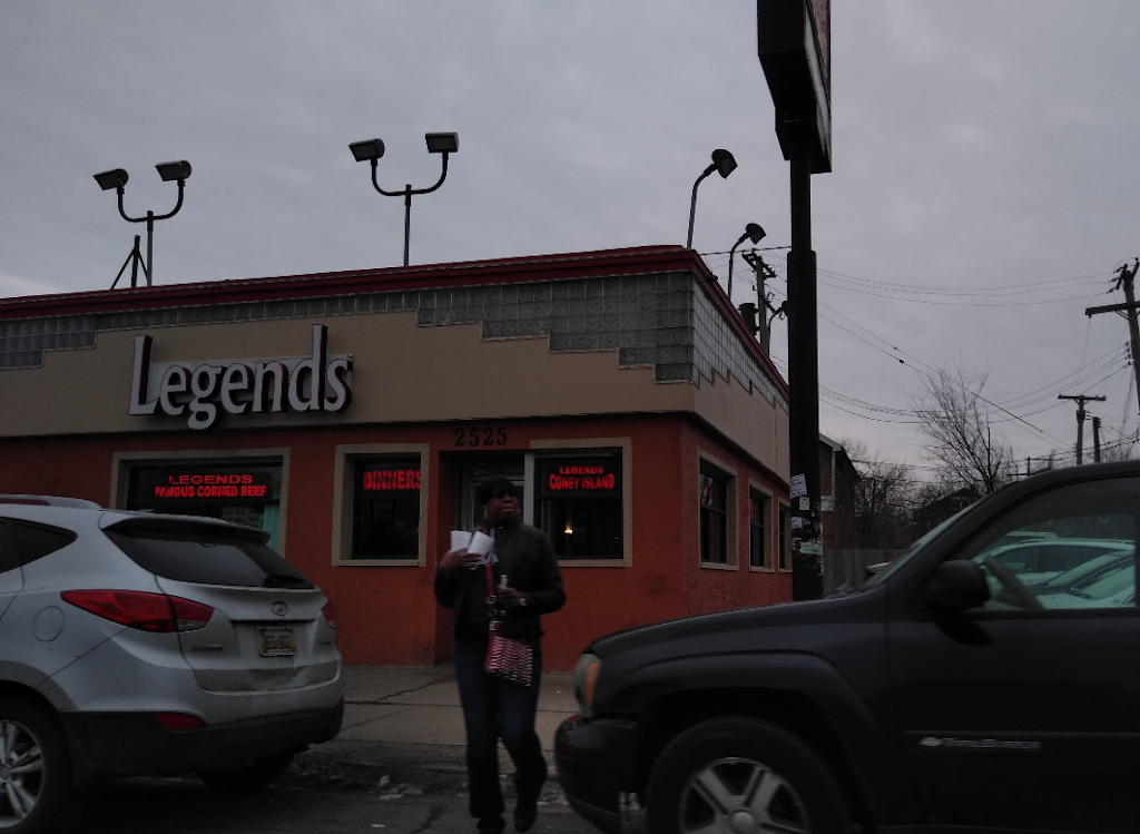 Legends | restaurant | 2525 W Davison St, Detroit, MI 48238, USA | 3139568325 OR +1 313-956-8325