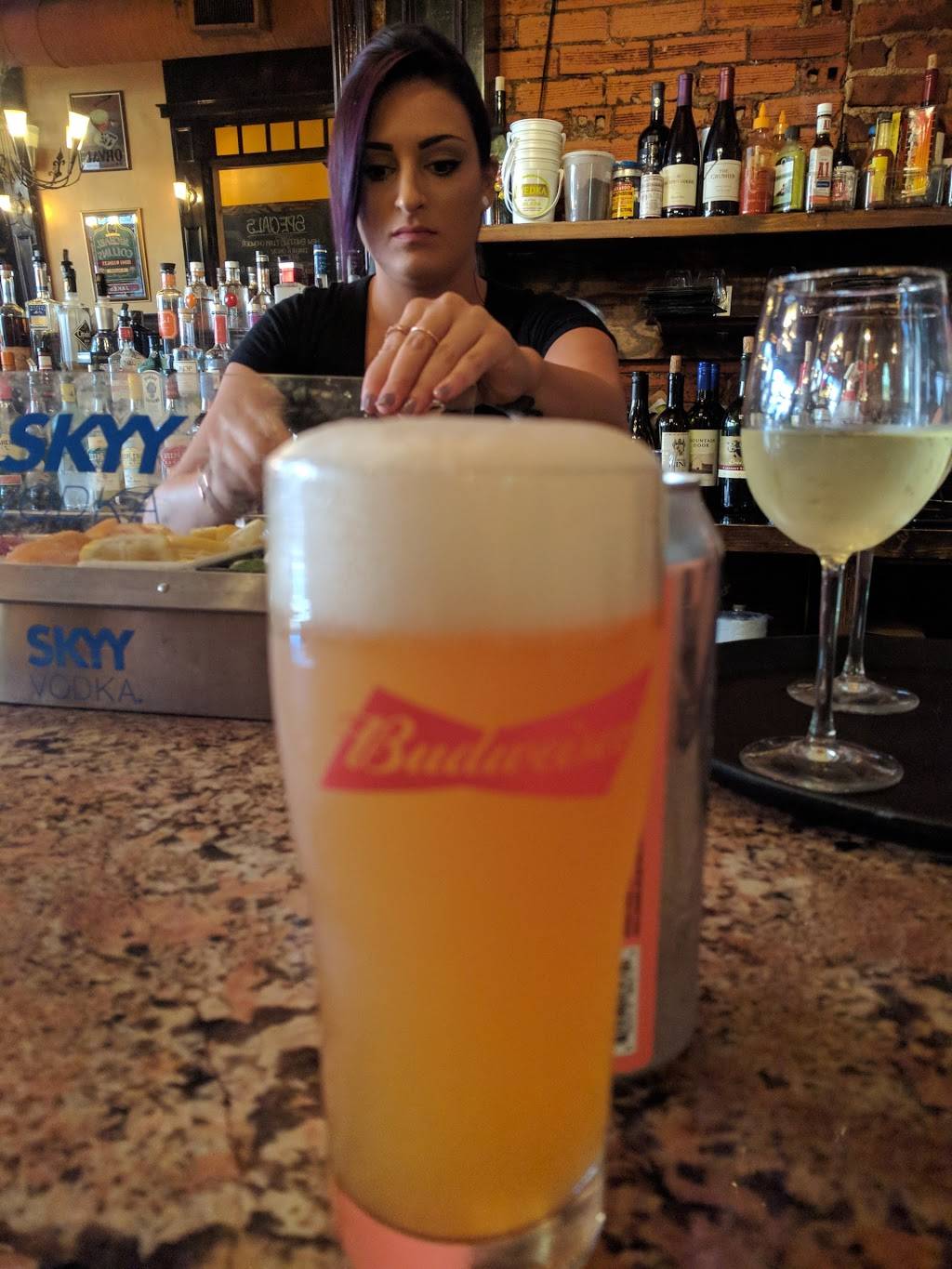 Jakes | restaurant | 179 Center St, Wallingford, CT 06492, USA | 2037931782 OR +1 203-793-1782