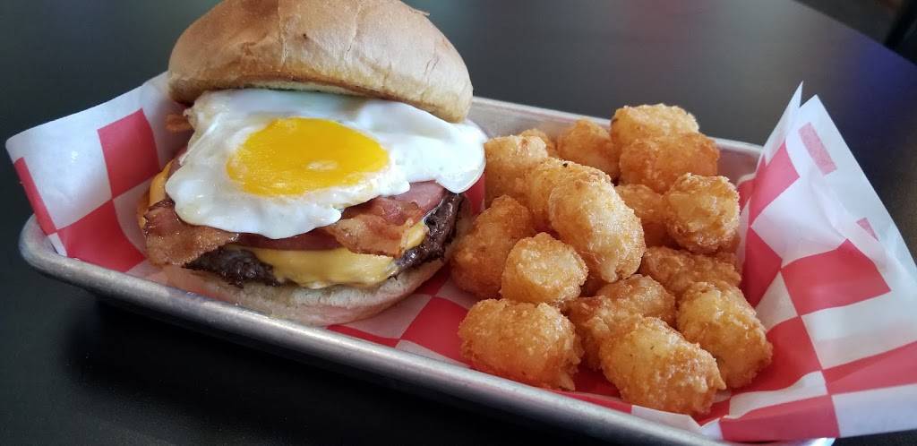 The U Neighborhood Bar And Grill | restaurant | 7500 Douglas Ave, Urbandale, IA 50322, USA | 5152789575 OR +1 515-278-9575