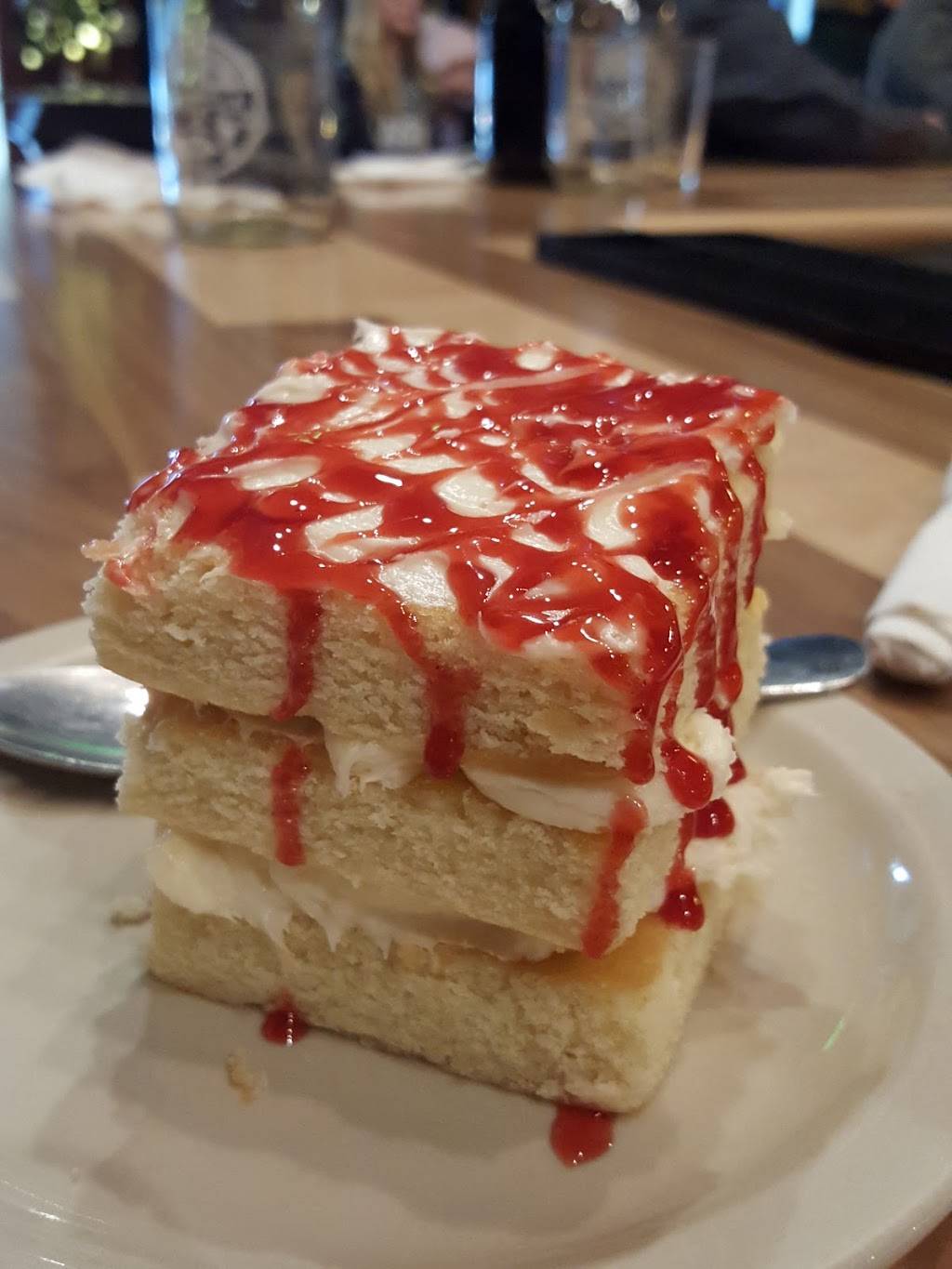 Two Bandits Brewing Co. | restaurant | 106 E High St, Hicksville, OH 43526, USA | 4195421087 OR +1 419-542-1087