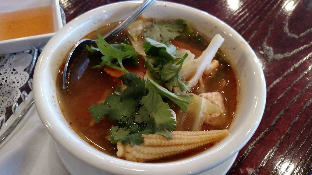 Ta Wan Thai Restaurant | restaurant | 1644 S Randall Rd, Algonquin, IL 60102, USA | 2242418010 OR +1 224-241-8010